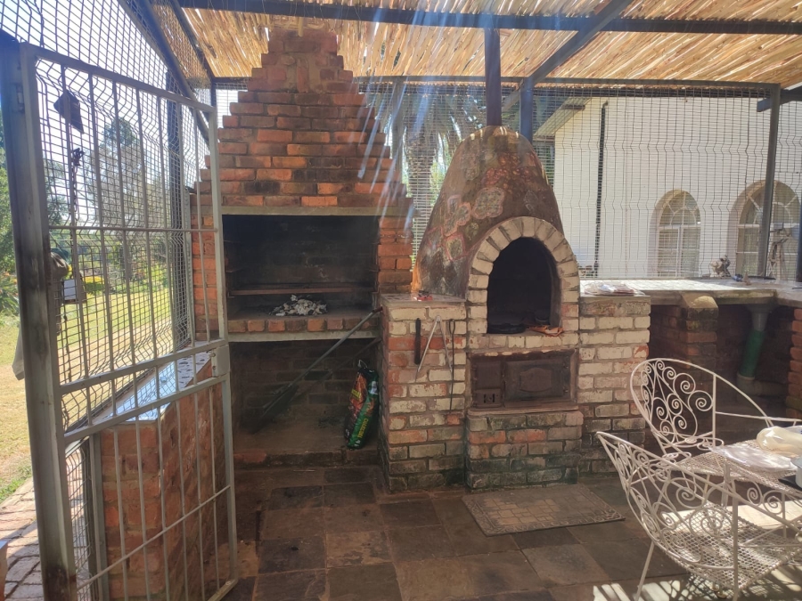 5 Bedroom Property for Sale in Swartruggens North West